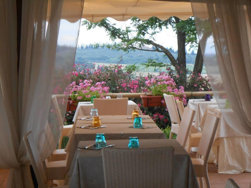 Taverna Di Bibbiano Колле-ди-Валь-д'Эльса Экстерьер фото